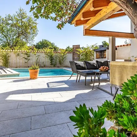 3 Bedroom In * Medulin