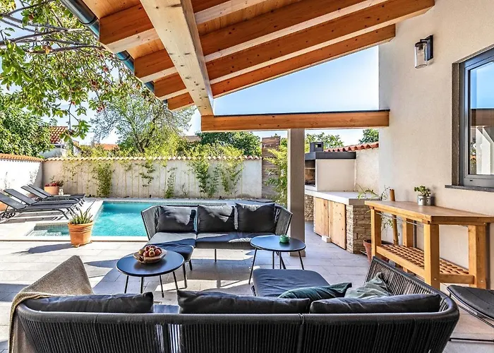 Stunning In With Wifi Medulin